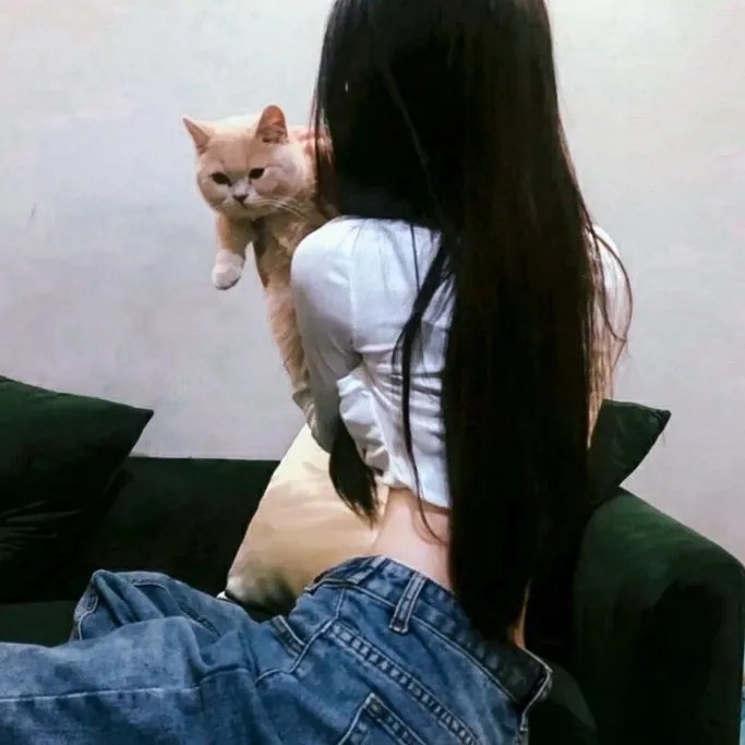 她来自未来